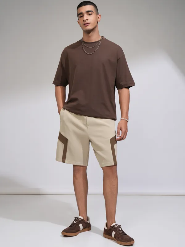 Highlander Men Beige Loose Fit Shorts