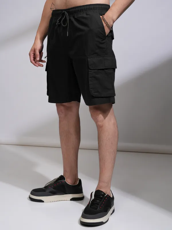 Highlander Men Black Regular Fit Cargo Shorts