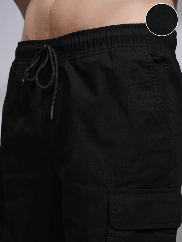 Highlander Men Black Regular Fit Cargo Shorts