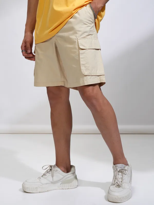 Highlander Men Beige Regular Fit Cargo Shorts