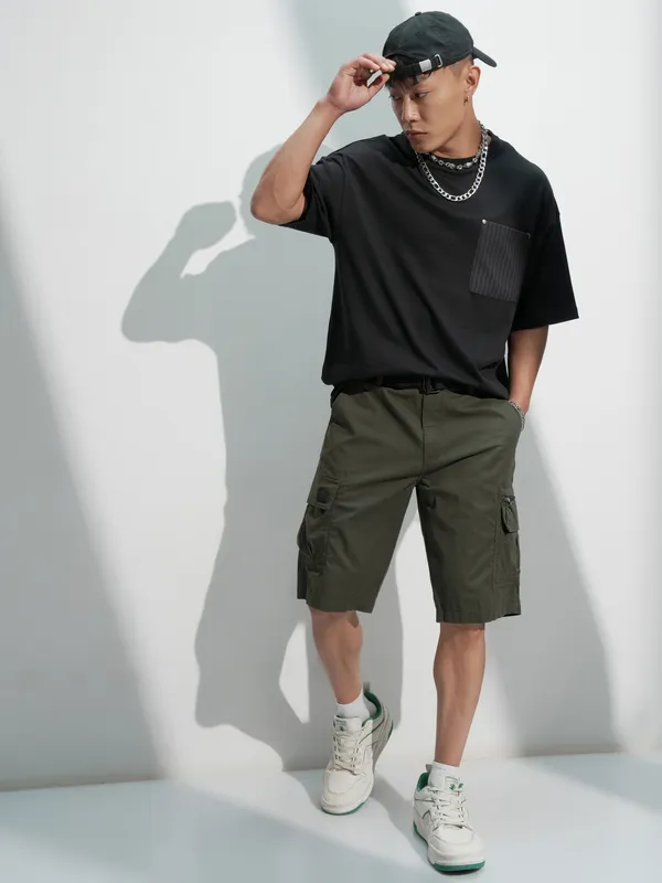 Highlander Men Black Regular Fit Cargo Shorts