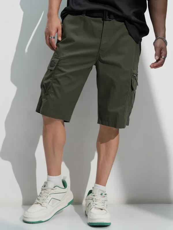 Highlander Men Black Regular Fit Cargo Shorts