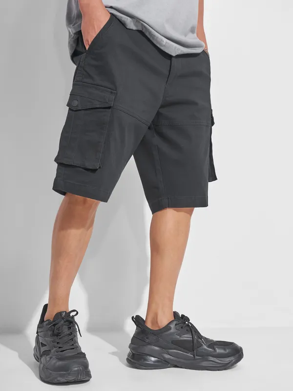 Highlander Men Black Regular Fit Cargo Shorts