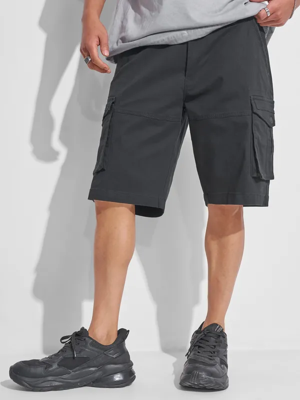 Highlander Men Black Regular Fit Cargo Shorts