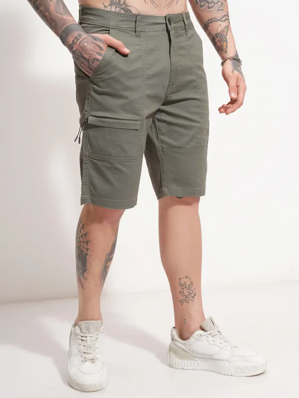 Highlander Men Teal Relaxed Fit Cargo Shorts