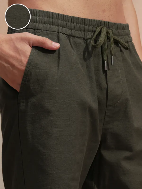 Highlander Men Green Loose Fit Shorts