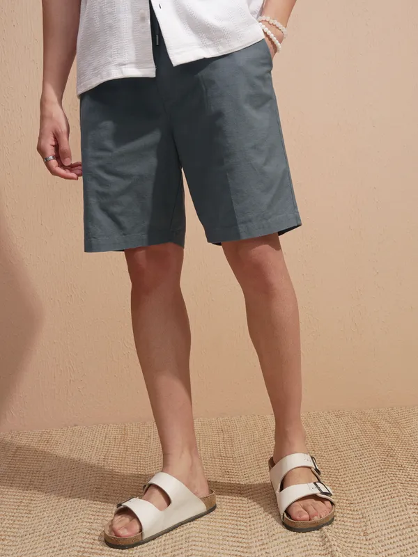 Highlander Men Grey Loose Fit Cargo Shorts