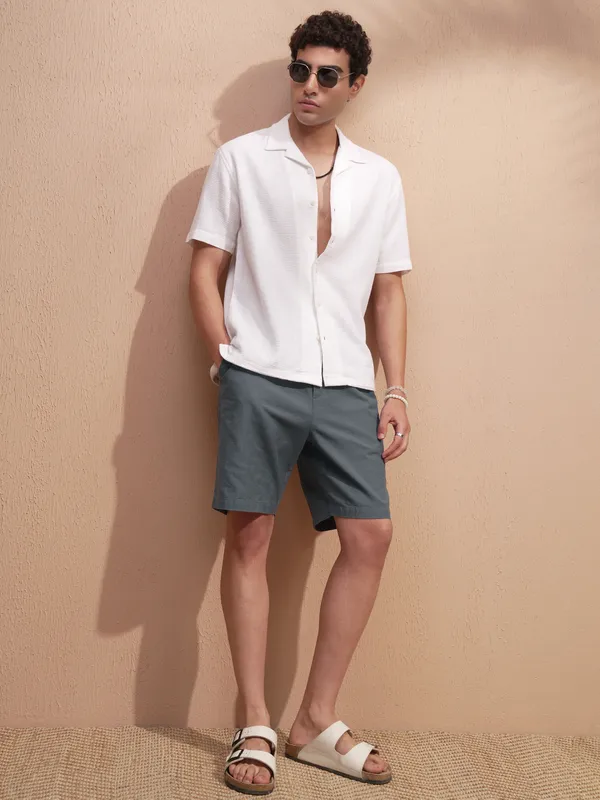 Highlander Men Grey Loose Fit Cargo Shorts