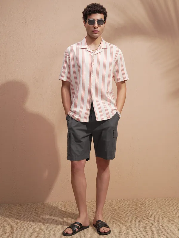 Highlander Men Grey Loose Fit Cargo Shorts