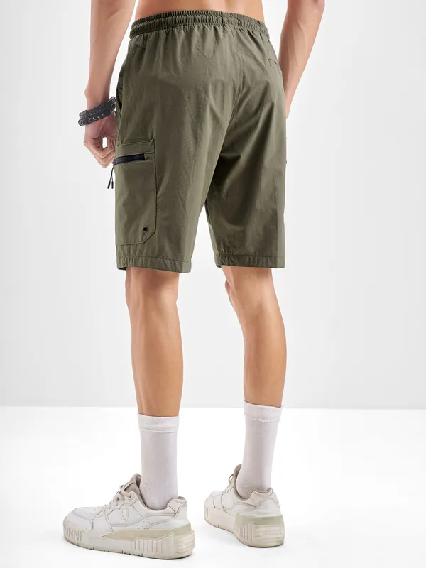 Highlander Men Olive Regular Fit Cargo Shorts