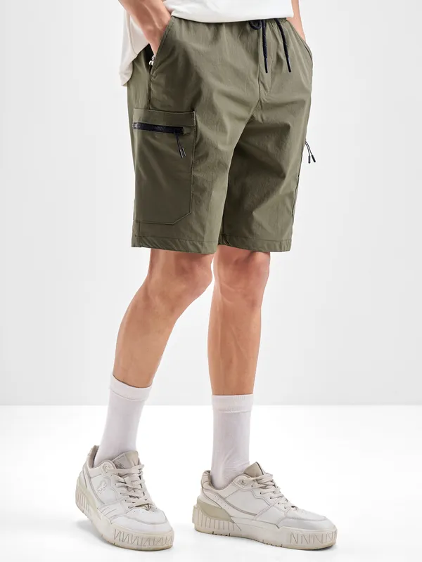 Highlander Men Olive Regular Fit Cargo Shorts