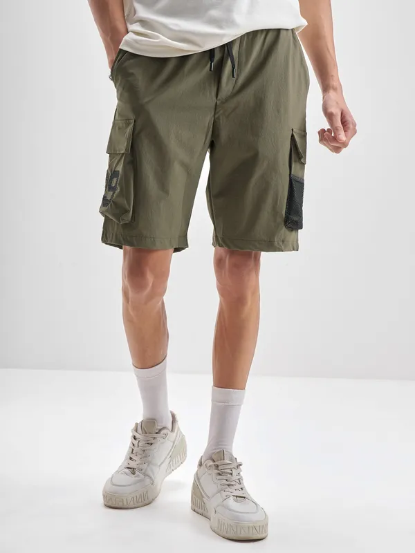 Highlander Men Olive Regular Fit Cargo Shorts