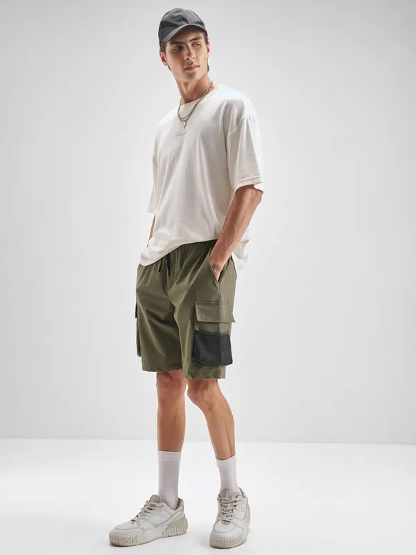 Highlander Men Olive Regular Fit Cargo Shorts