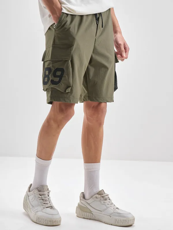 Highlander Men Olive Regular Fit Cargo Shorts