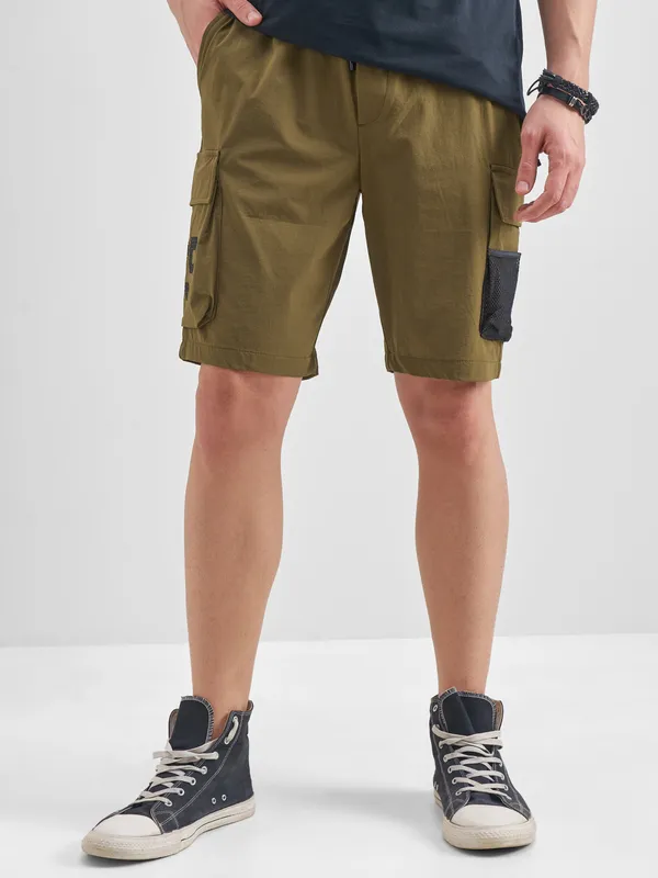 Highlander Men Brown Slim Fit Cargo Shorts