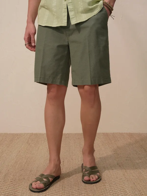 Highlander Men Green Relaxed Fit Shorts