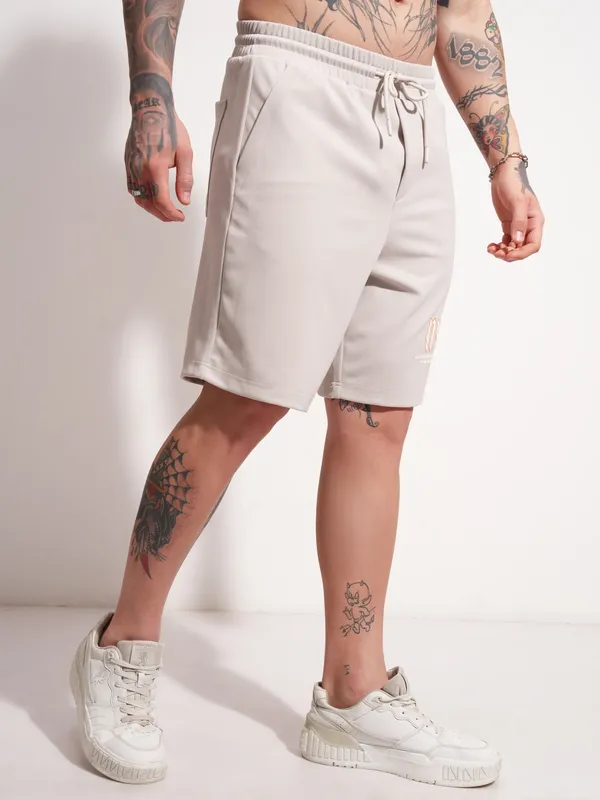 Highlander Men Cream Loose Fit Shorts