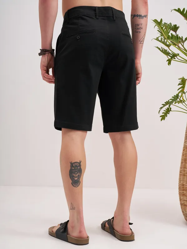 Highlander Men Black Slim Fit Chino Shorts