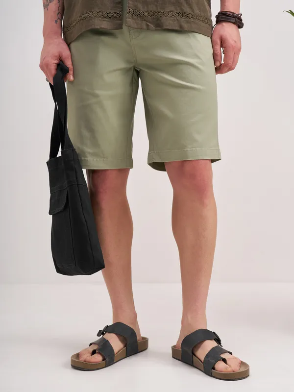 Highlander Men Olive Slim Fit Chino Shorts