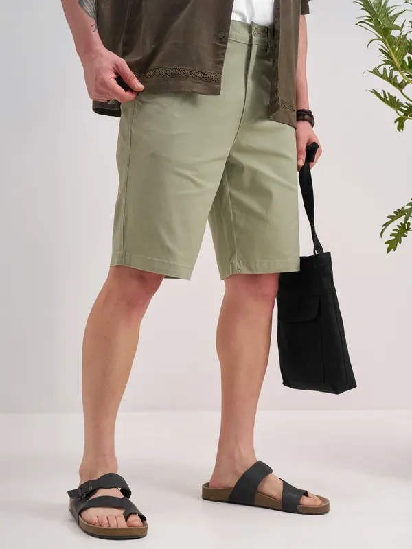 Highlander Men Olive Slim Fit Chino Shorts