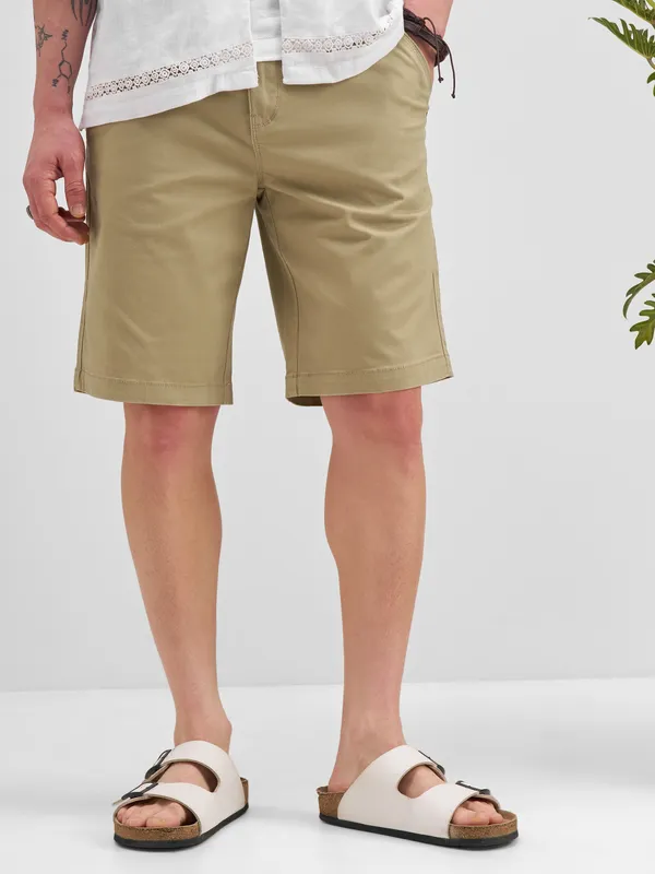Highlander Men Beige Slim Fit Chino Shorts