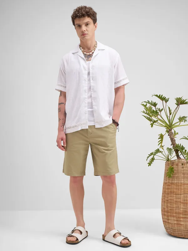 Highlander Men Beige Slim Fit Chino Shorts