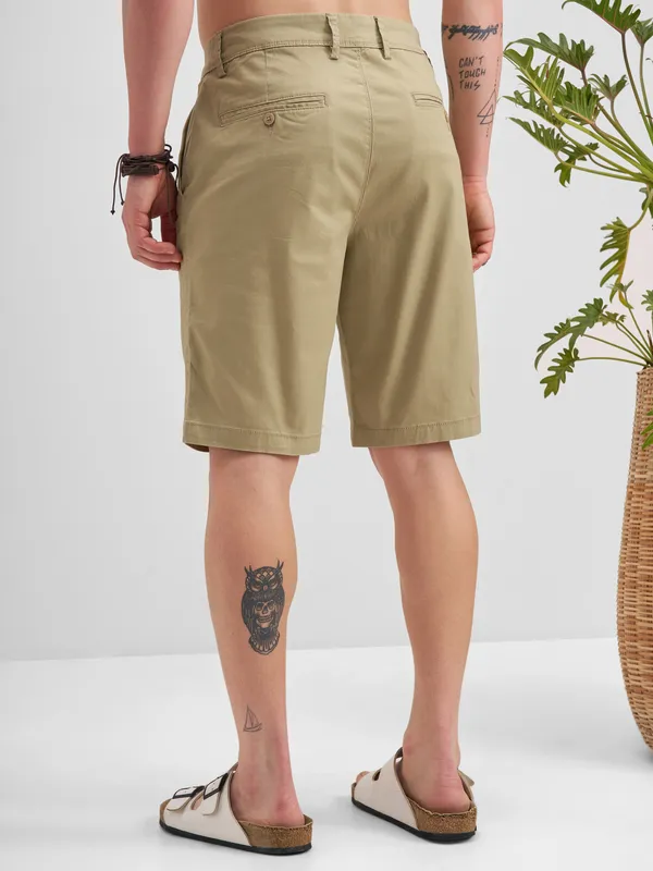 Highlander Men Beige Slim Fit Chino Shorts