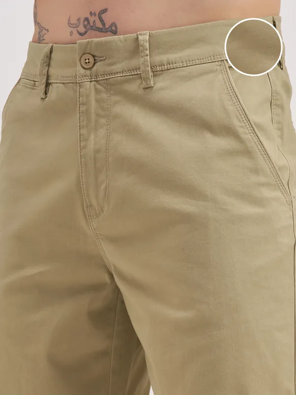 Highlander Men Beige Slim Fit Chino Shorts
