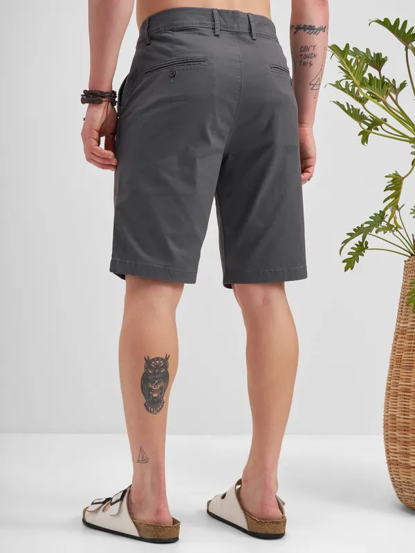 Highlander Men Grey Slim Fit Chino Shorts