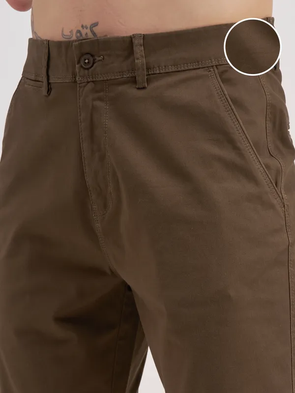 Highlander Men Brown Slim Fit Chino Shorts