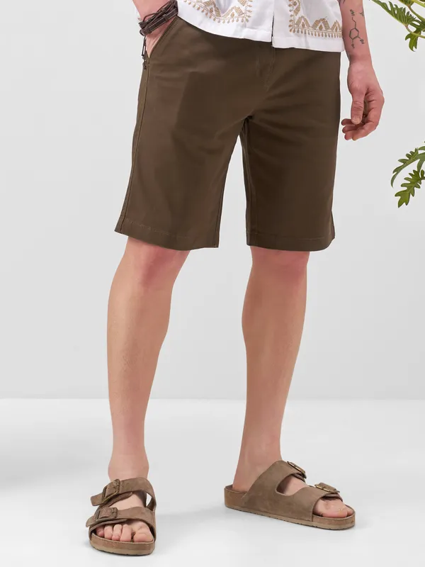 Highlander Men Brown Slim Fit Chino Shorts