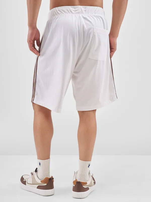 Highlander Men White Relaxed Fit Regular Shorts
