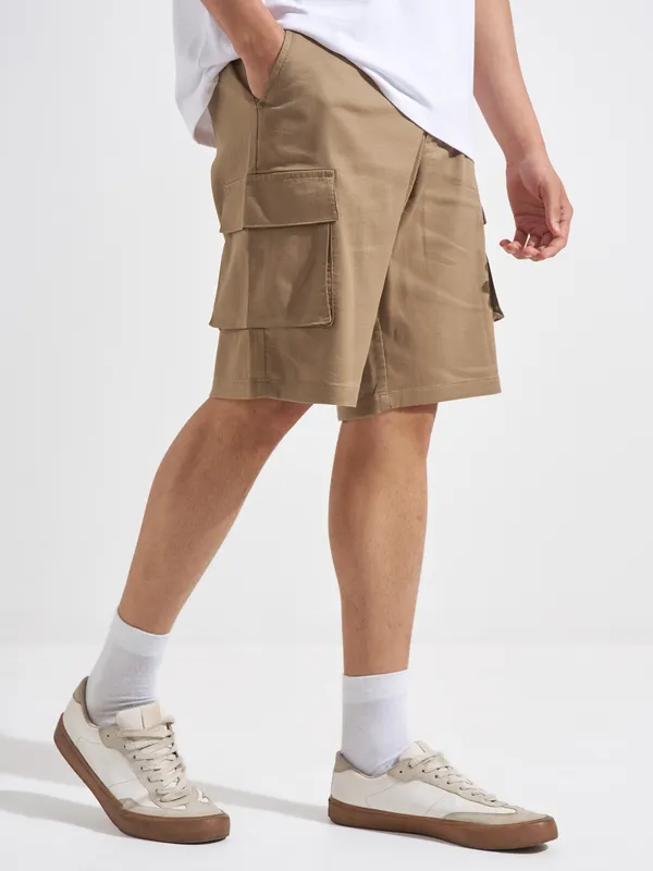 Highlander Men Brown Relaxed Fit Cargo Shorts