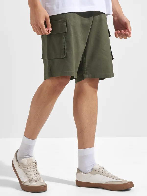 Highlander Men Olive Relaxed Fit Cargo Shorts