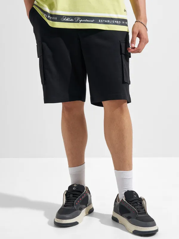 Highlander Men Black Relaxed Fit Cargo Shorts