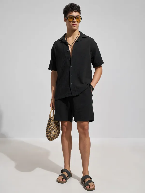 Highlander Men Black Relaxed Fit Regular Shorts