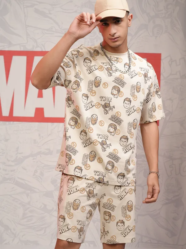 Marvel By Highlander Men Beige Avengers T-Shirt With Shorts Co-Ords