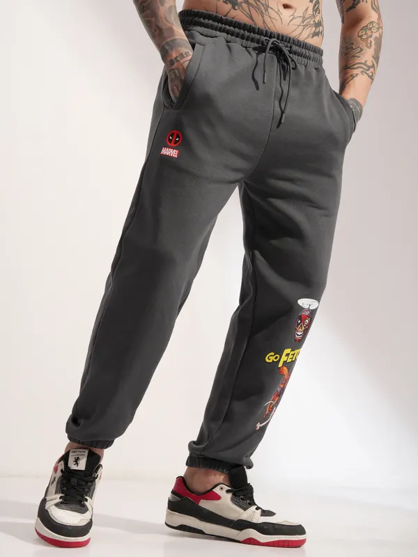 Marvel By Highlander Men Grey Dogpool Printed Baggy Fit Joggers