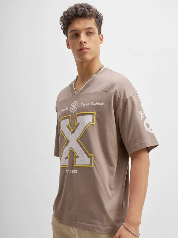 X-Men Men Embroidered V-Neck T-Shirt