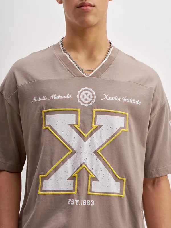 X-Men Men Embroidered V-Neck T-Shirt