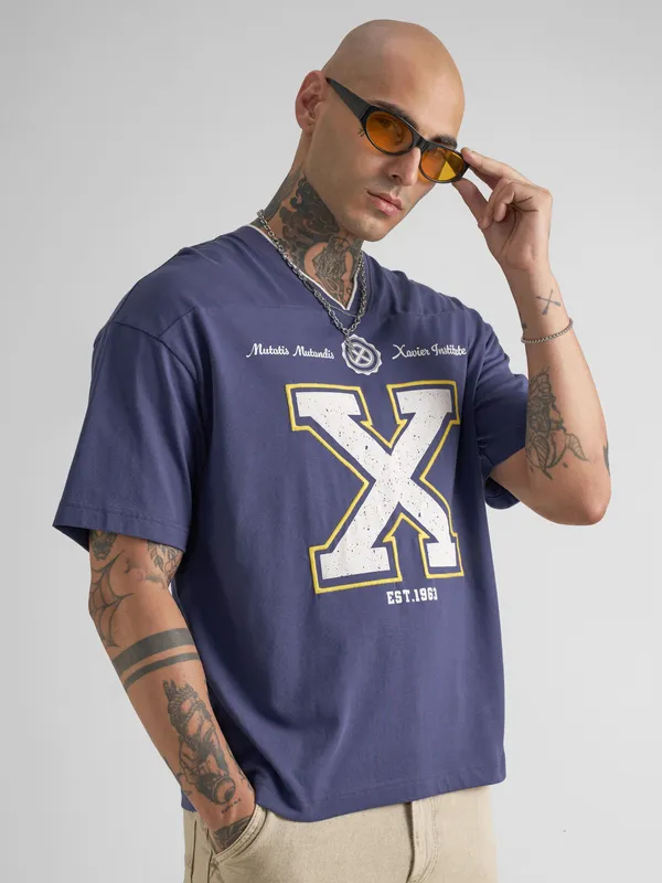 Marvel By Highlander Men Blue Embroidered V-Neck T-Shirt