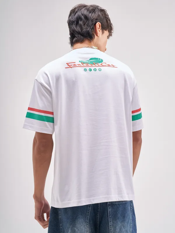 Marvel By Highlander Men White Fantasticar Printed Round Neck T-Shirt