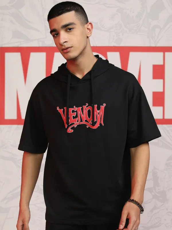 Marvel By Highlander Men Black Venom Hooded Pullover Sweatshirt