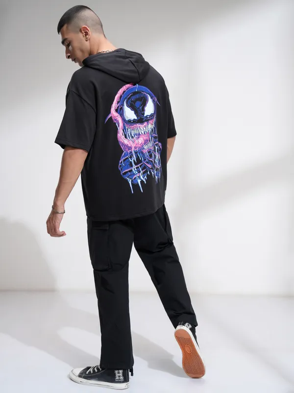 Marvel By Highlander Men Black Venom Hooded Pullover Sweatshirt