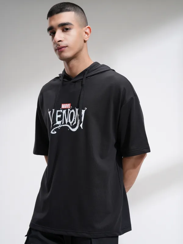 Marvel By Highlander Men Black Venom Hooded Pullover Sweatshirt