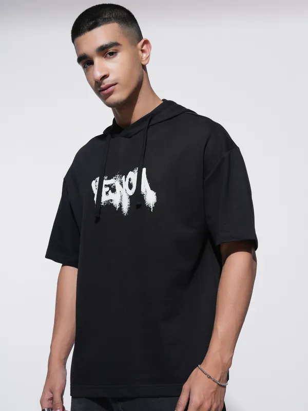 Marvel By Highlander Men Black Venom Hooded Pullover Sweatshirt