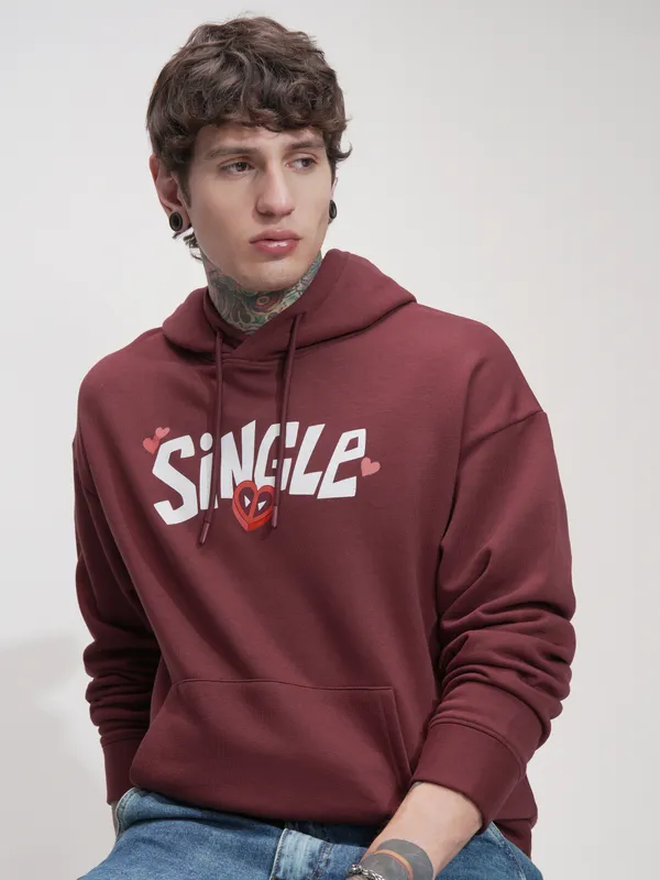 Marvel By Highlander Men Maroon Deadpool Hooded Pullover Sweatshirt