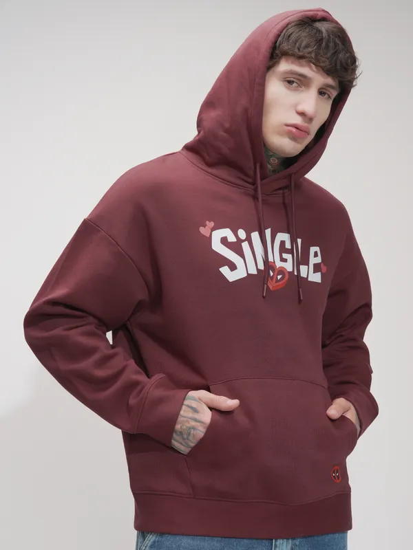 Marvel By Highlander Men Maroon Deadpool Hooded Pullover Sweatshirt