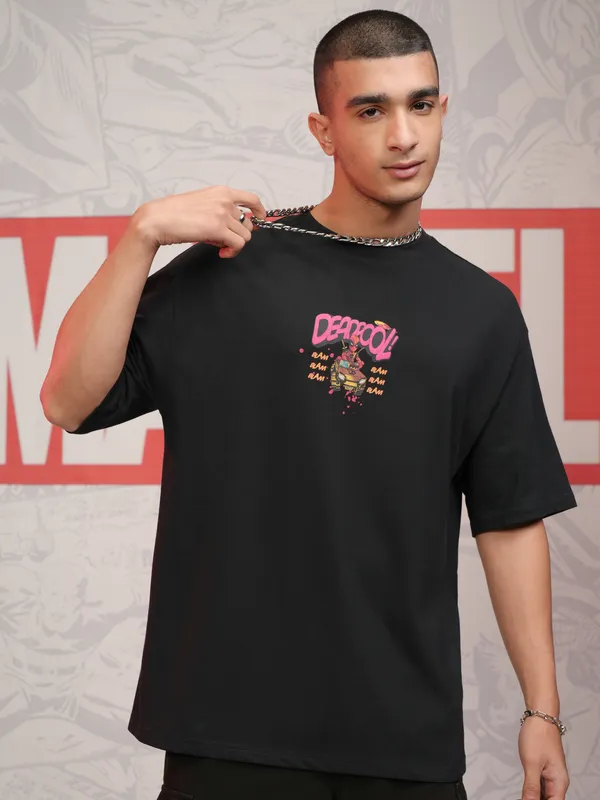 Marvel By Highlander Men Black Deadpool Printed Round Neck Oversized Fit T-Shirt