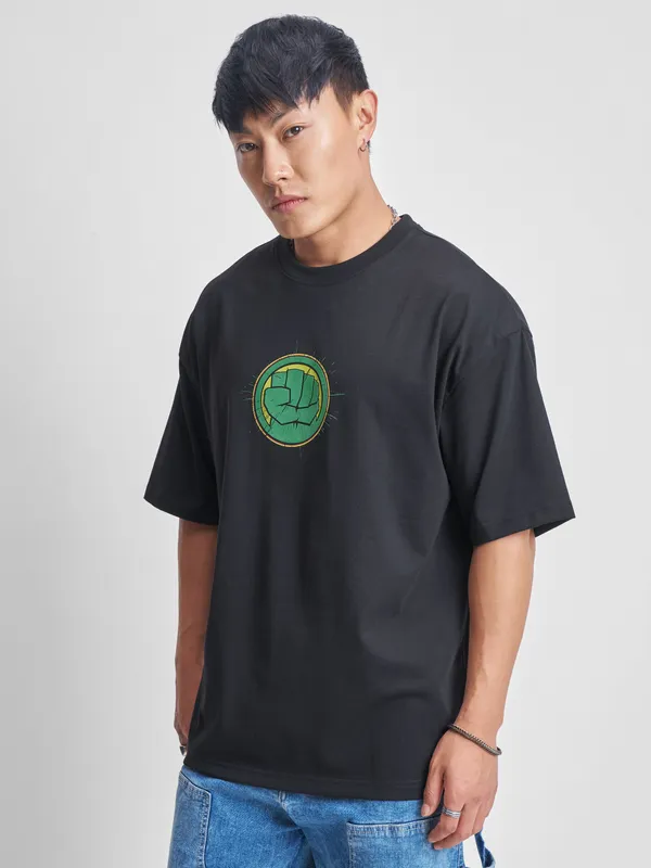 Marvel By Highlander Men Black Hulk Printed Round Neck Oversized Fit T-Shirt
